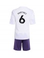 Billige Manchester United Lisandro Martinez #6 Bortedraktsett Barn 2025-26 Kortermet (+ Korte bukser)